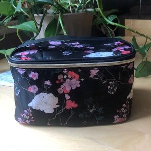 BUNDLE ADD ON Makeup Case
